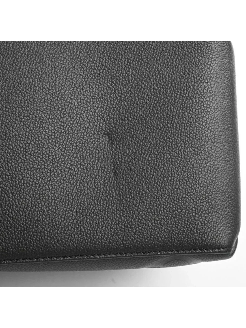 Louis Vuitton Grand Palais MM Handbag